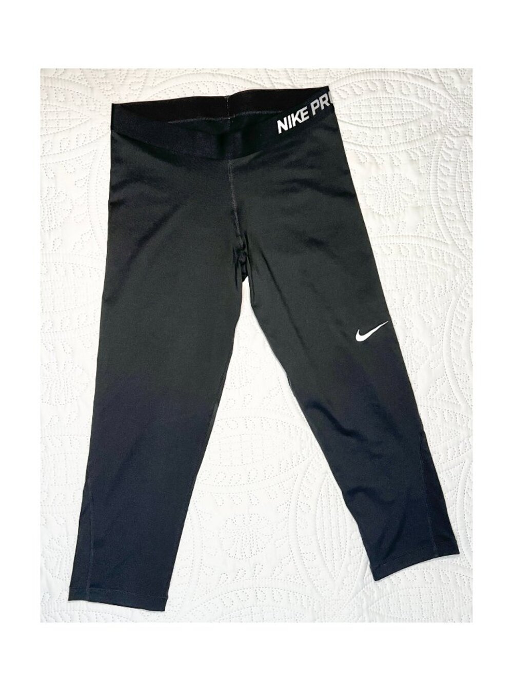 Nike Pro Capri - Women’s Size Large